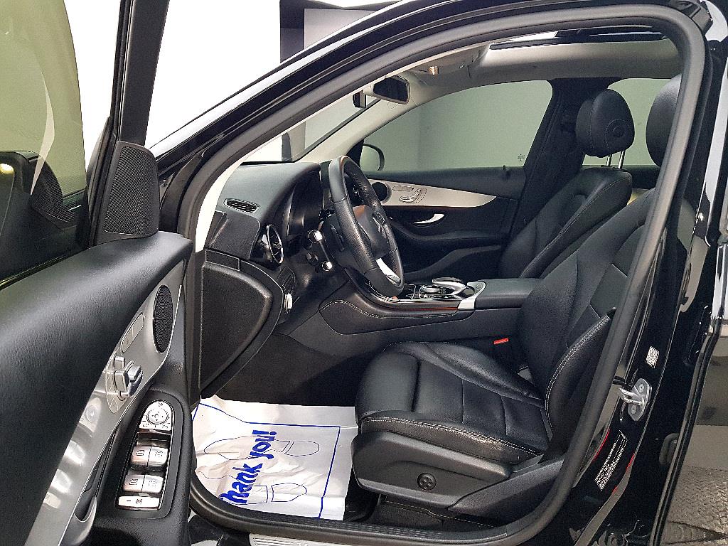 Mercedes Benz GLC Class - Vista 8