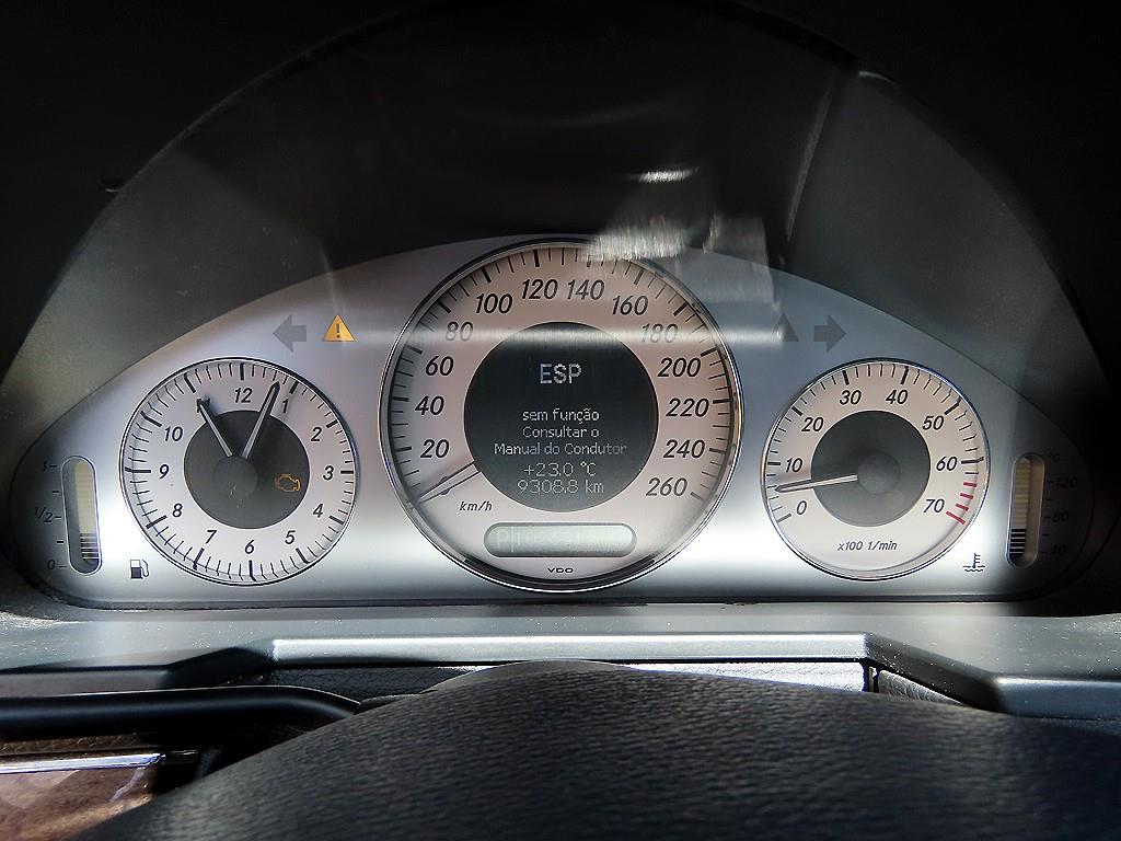 Mercedes Benz E class - Vista 9