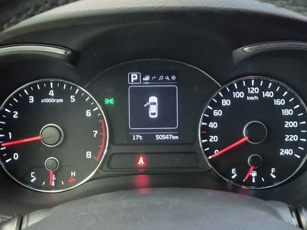 KIA K3 - Vista 5