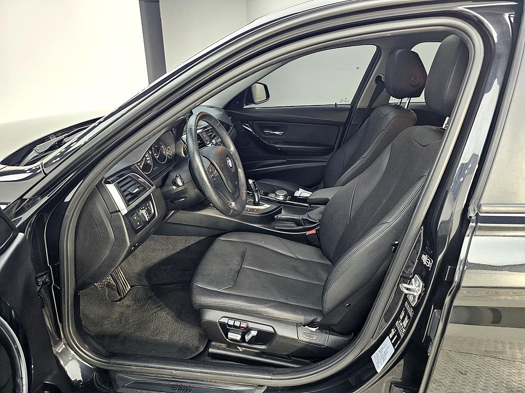 BMW 3 series - Vista 8