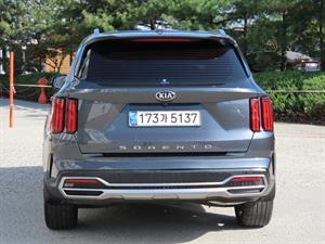 KIA Sorento - Vista 8