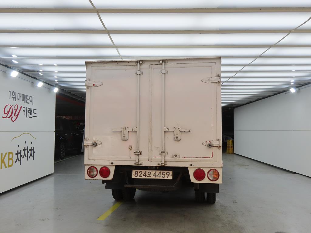 Small Truck Normal Box(Low Deck) - Vista 3