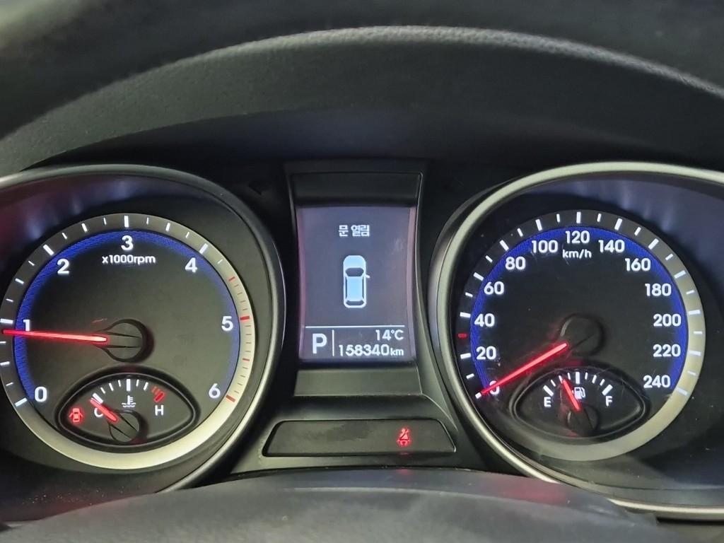HYUNDAI Santa Fe - Vista 6