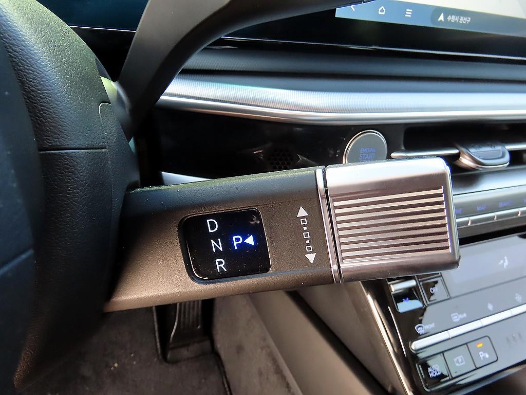 HYUNDAI Grandeur - Vista 10