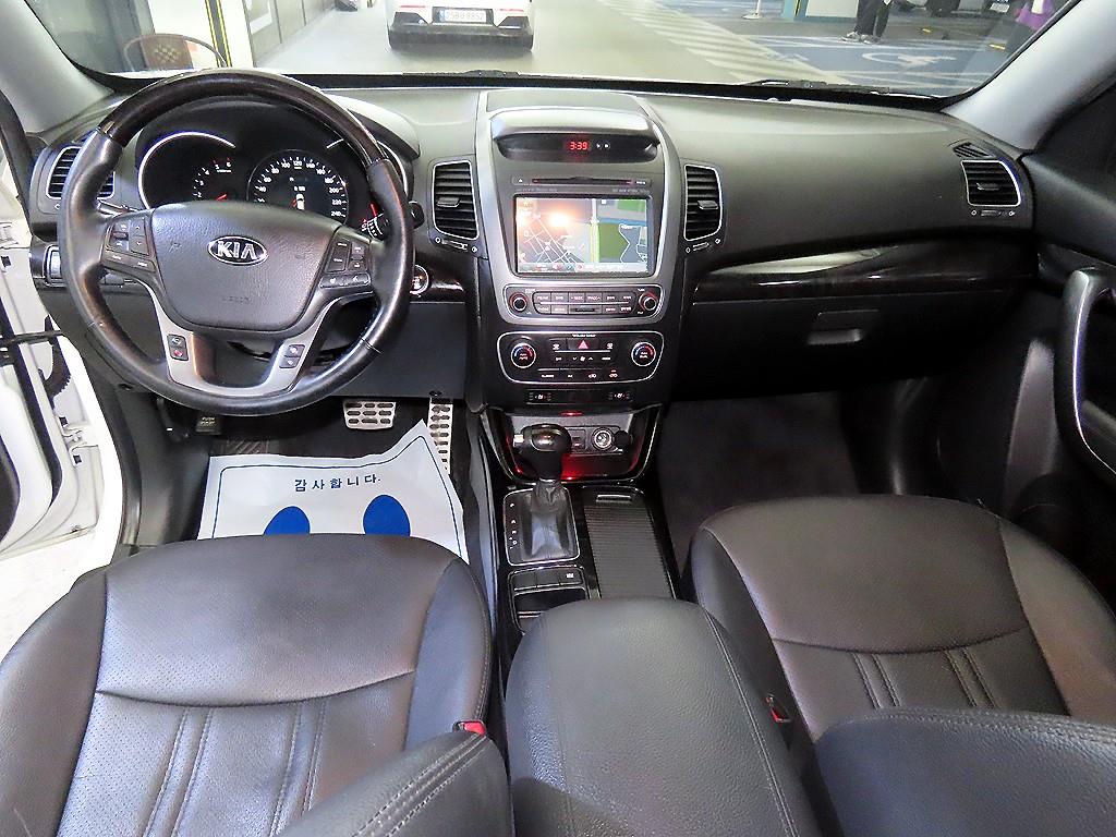 KIA Sorento - Vista 10