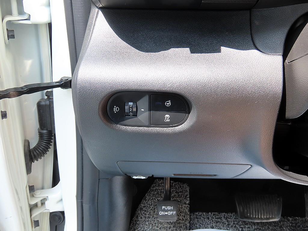 HYUNDAI Casper - Vista 12