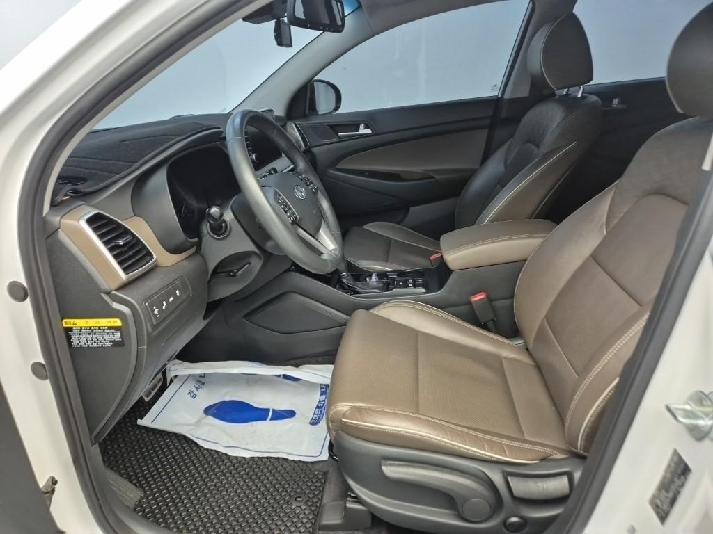 HYUNDAI Tucson - Vista 11