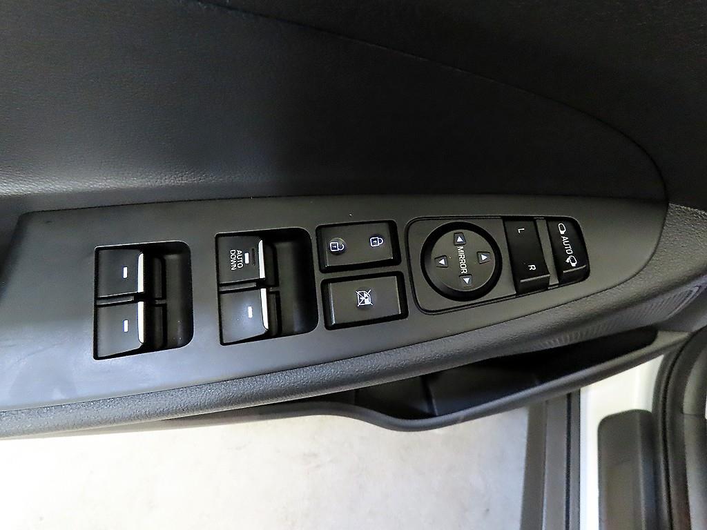 HYUNDAI Tucson 2019 Blanco - Importación desde Corea - HF Imports Iquique - Foto 13