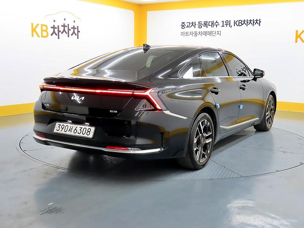KIA K8 - Vista 4