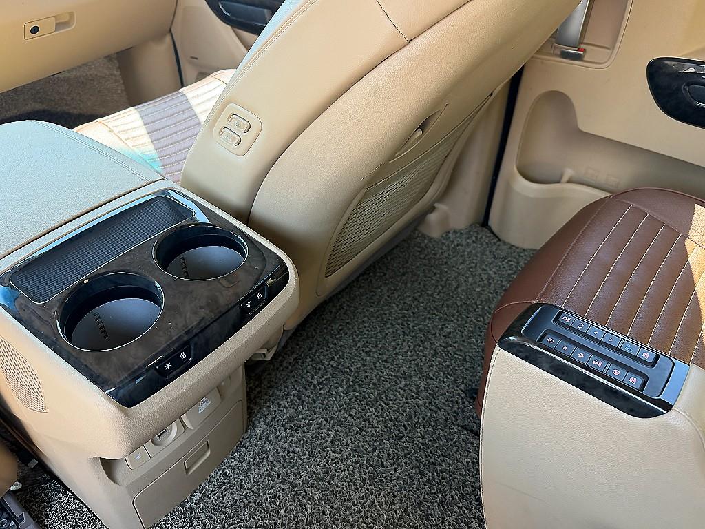 KIA Carnival 2019 Blanco - Importación desde Corea - HF Imports Iquique - Foto 15