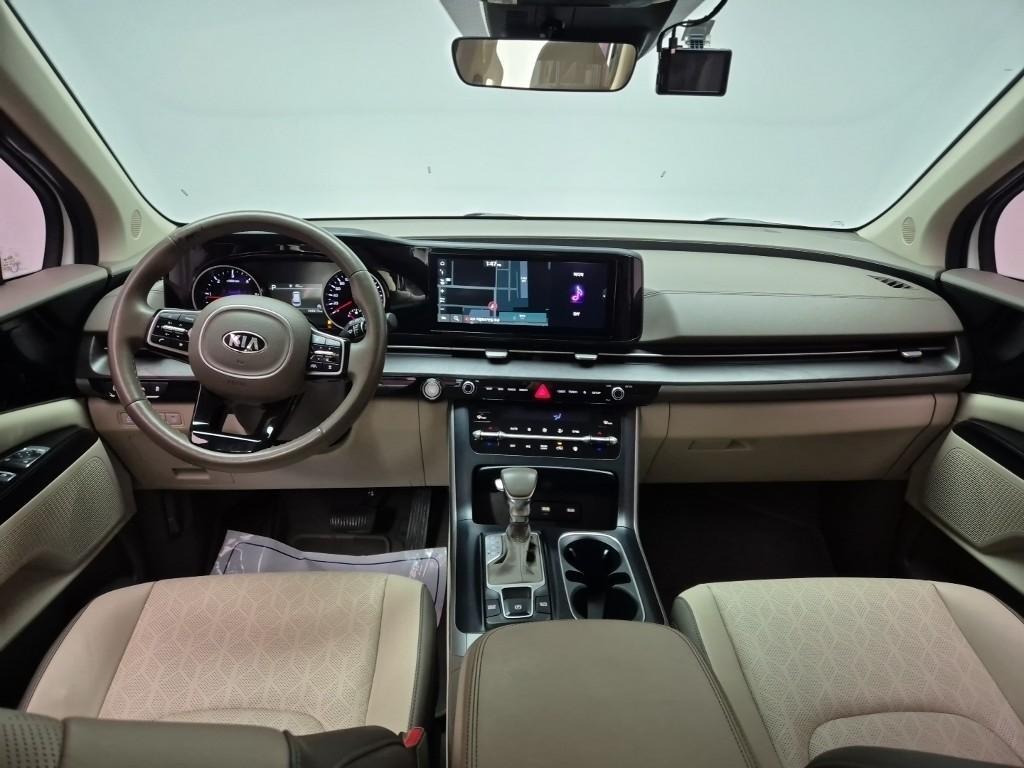 KIA Carnival - Vista 7
