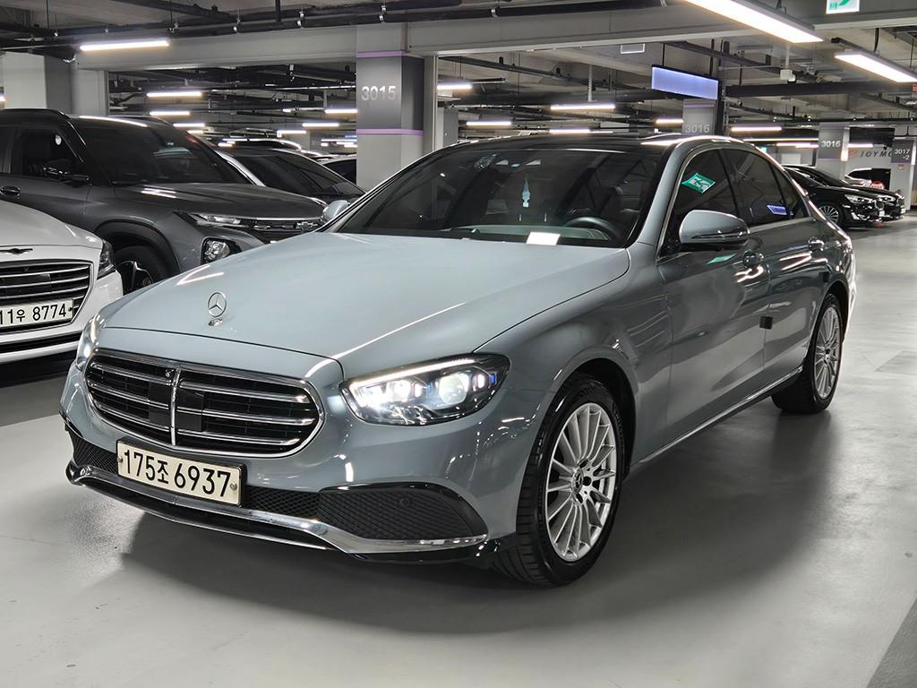 Mercedes Benz E class - Vista 2