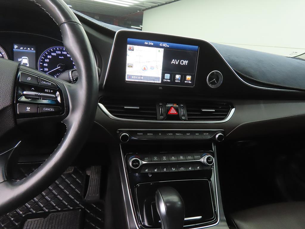 HYUNDAI Grandeur - Vista 10
