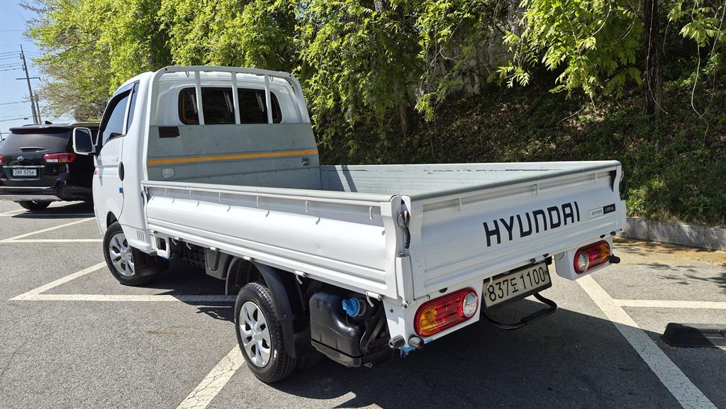 Small Truck Cargo (small) - Vista 4