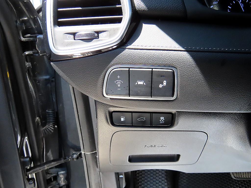 HYUNDAI Grandeur - Vista 12
