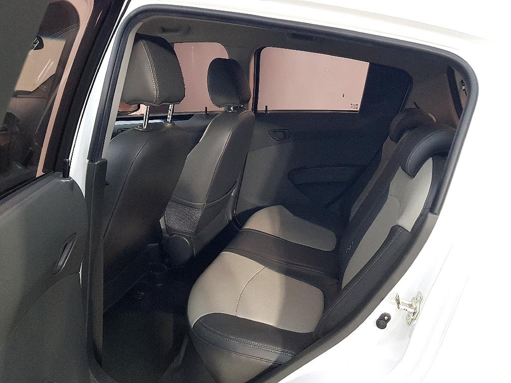 Chevrolet Spark - Vista 8