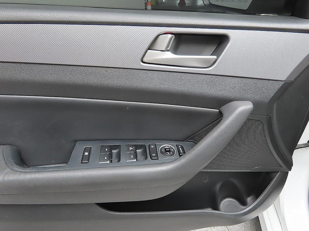 HYUNDAI Sonata 2019 Blanco - Importación desde Corea - HF Imports Iquique - Foto 11
