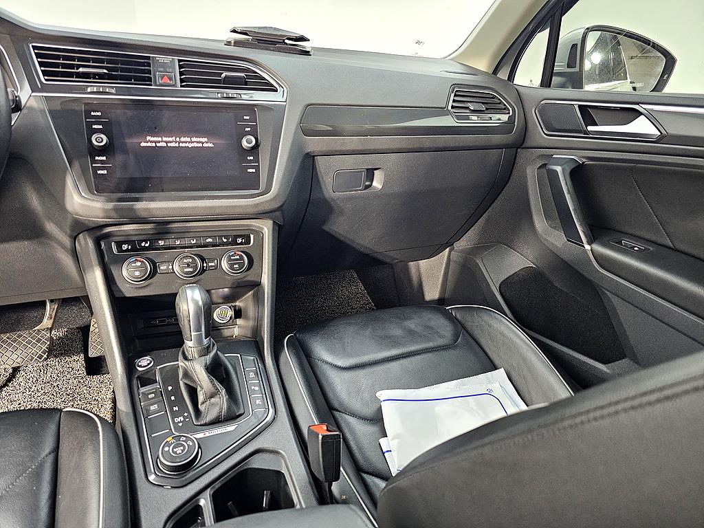Volkswagen Tiguan - Vista 10