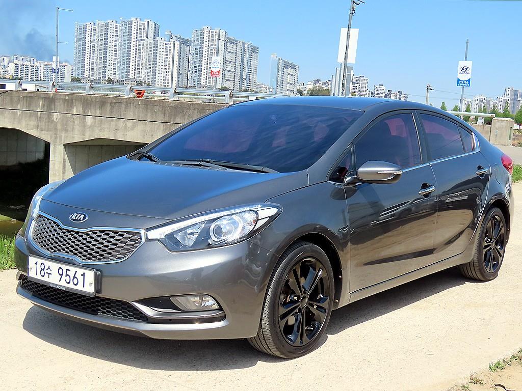 KIA K3 - Vista 2