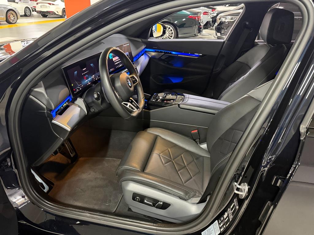 BMW 5 Series - Vista 10