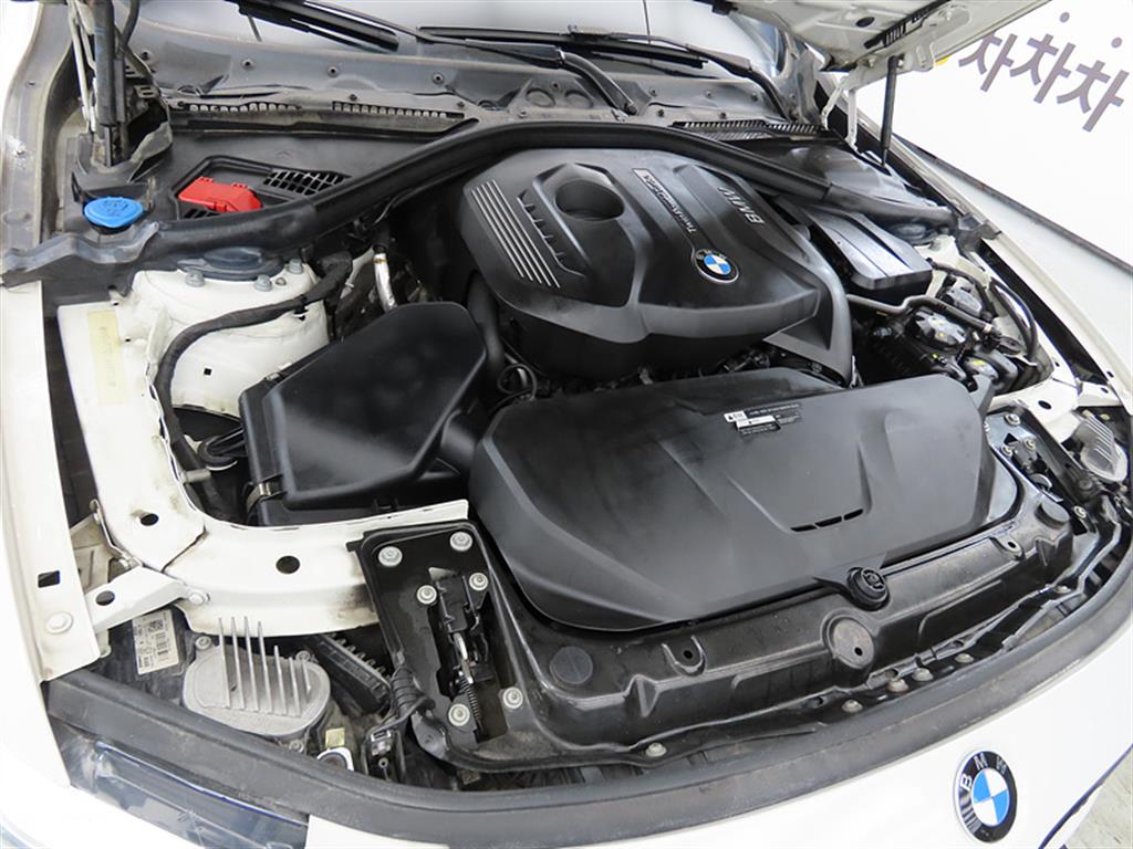 BMW 4 Series 2018 Blanco - Importación desde Corea - HF Imports Iquique - Foto 19