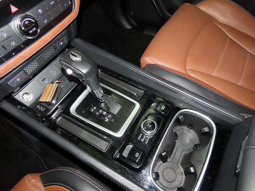 Ssangyong Rexton - Vista 12