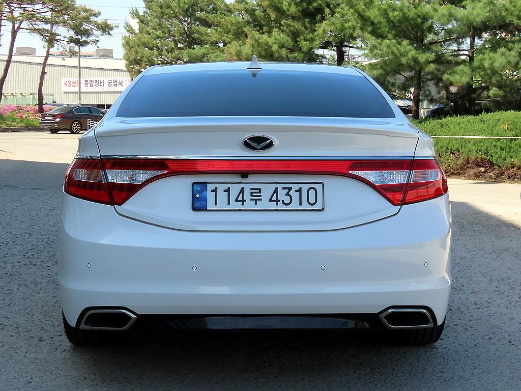 HYUNDAI Grandeur - Vista 4