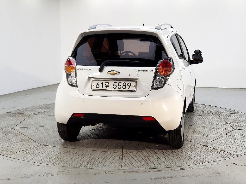 Chevrolet Spark - Vista 3