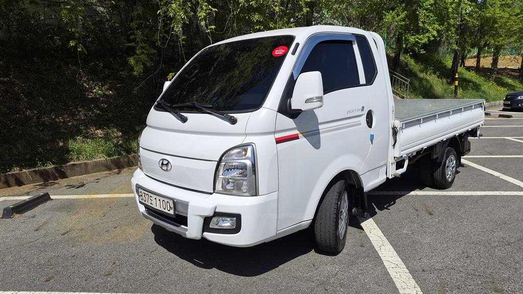 Small Truck Cargo (small) 2022 Blanco - Importación desde Corea - HF Imports Iquique - Foto 1