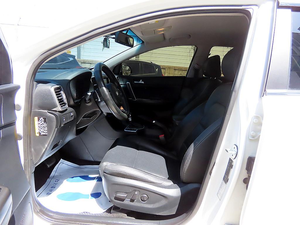 KIA Sportage - Vista 5