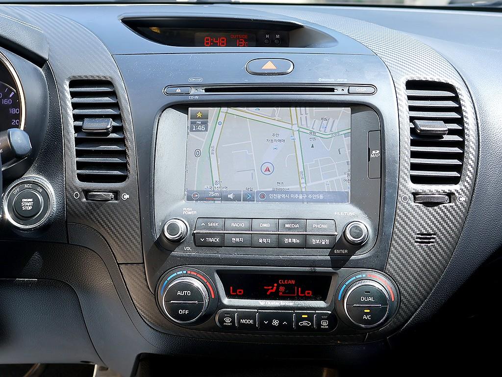 KIA K3 2013 Blanco - Importación desde Corea - HF Imports Iquique - Foto 9