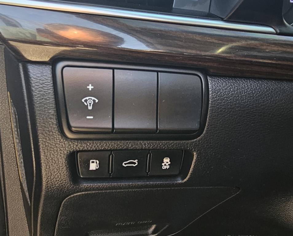 KIA K7 - Vista 10