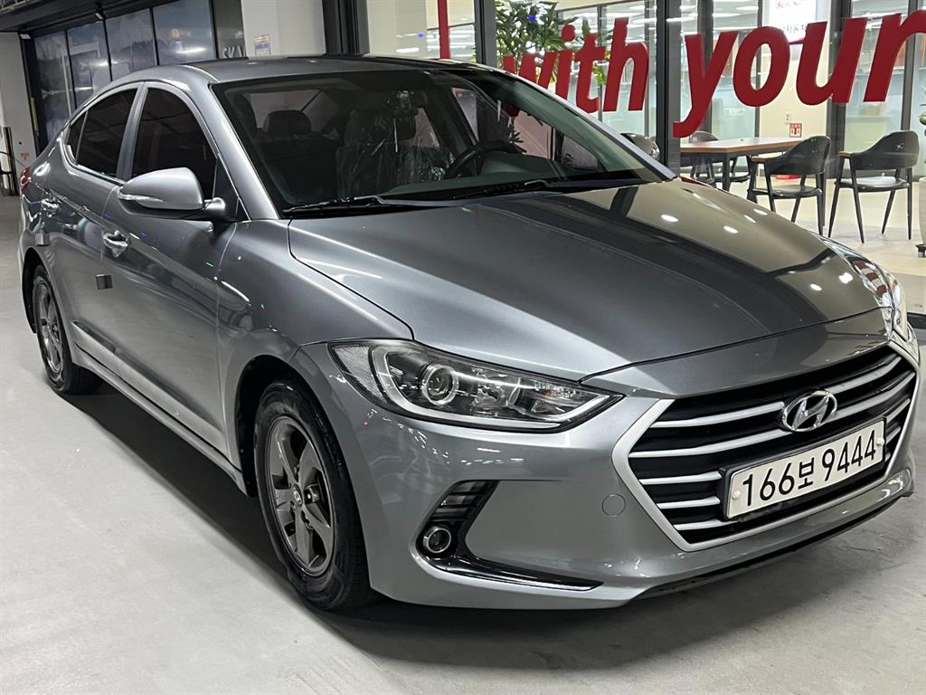 HYUNDAI Avante 2017 Gris - Importación desde Corea - HF Imports Iquique - Foto 1