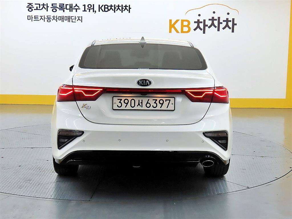 KIA K3 - Vista 3