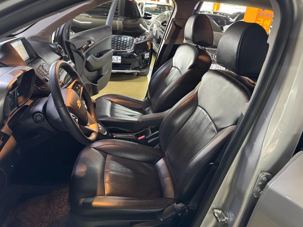 Chevrolet Orlando 2017 Plateado - Importación desde Corea - HF Imports Iquique - Foto 16