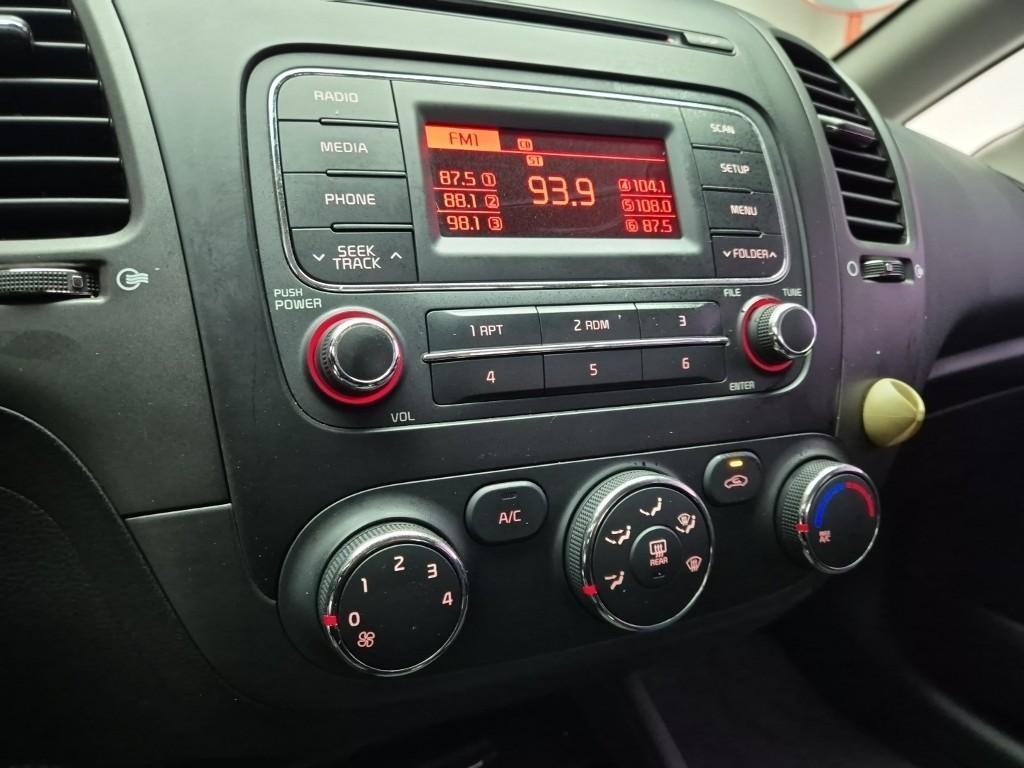 KIA K3 2015 Plateado - Importación desde Corea - HF Imports Iquique - Foto 13