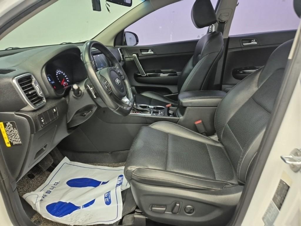 KIA Sportage - Vista 11