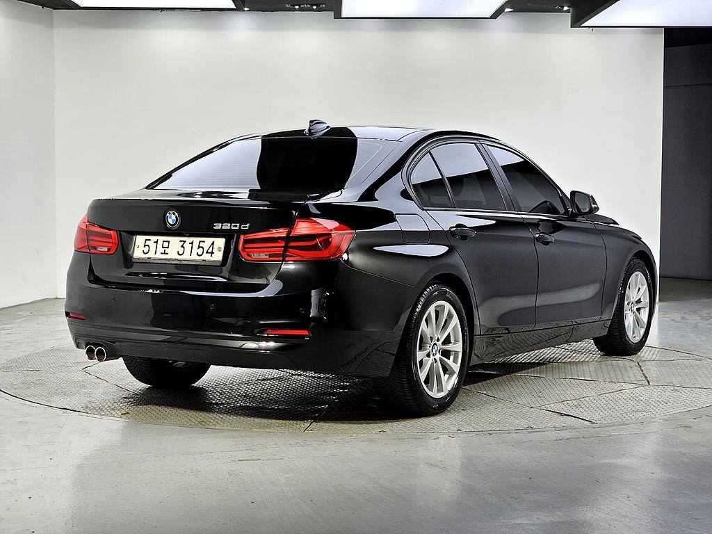BMW 3 series - Vista 4