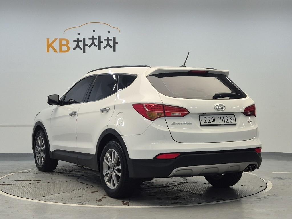 HYUNDAI Santa Fe - Vista 2