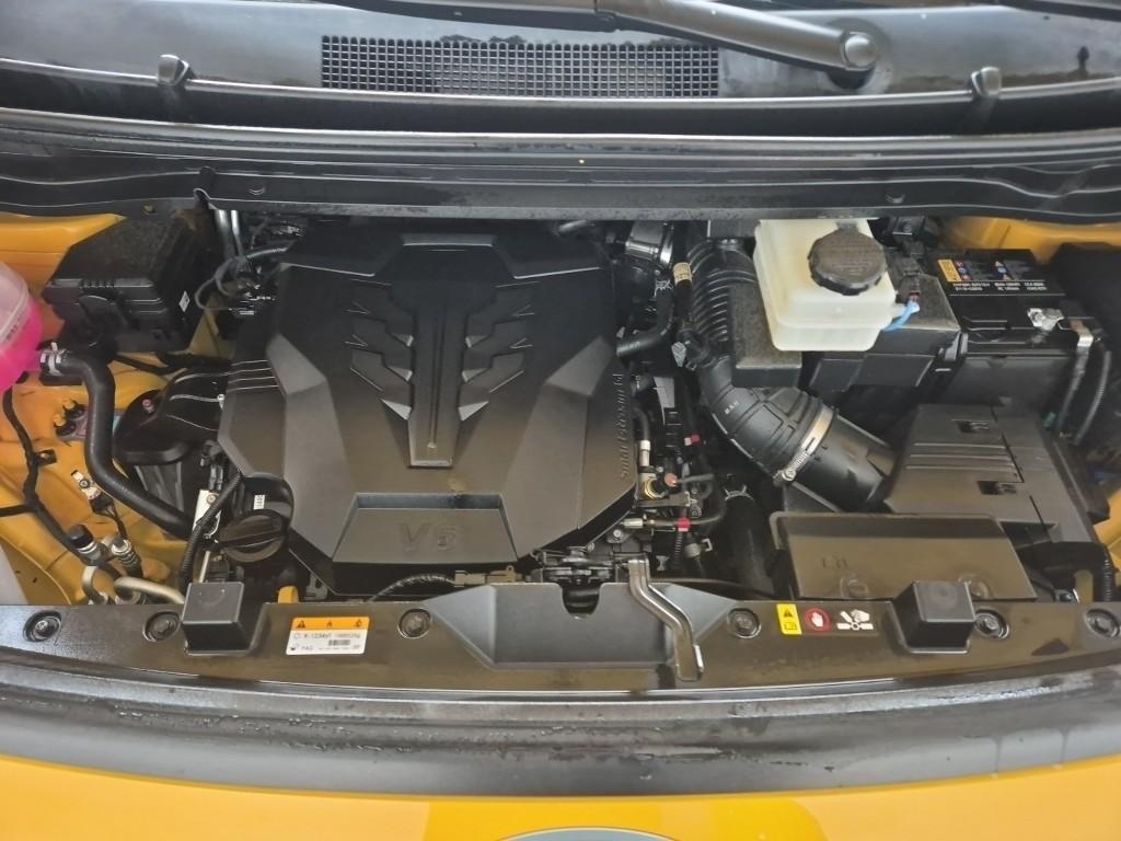 HYUNDAI Staria - Vista 5