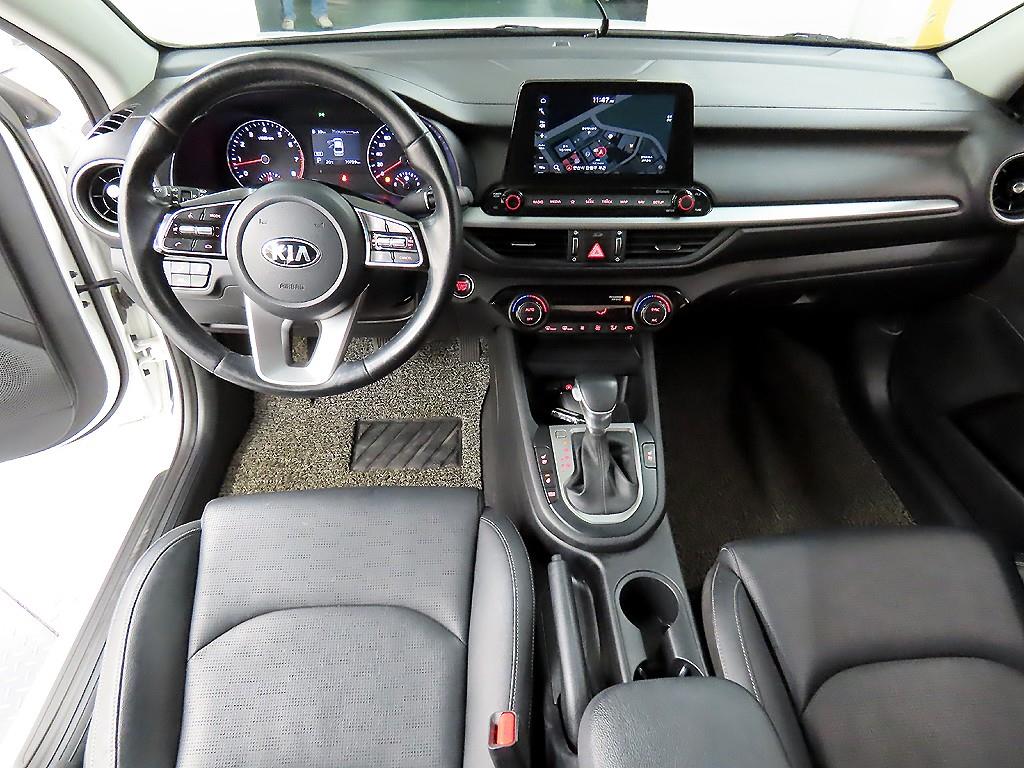 KIA K3 - Vista 7