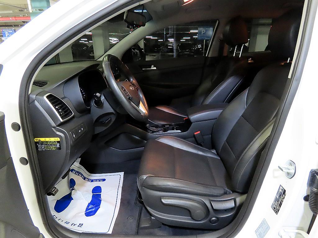 HYUNDAI Tucson - Vista 6