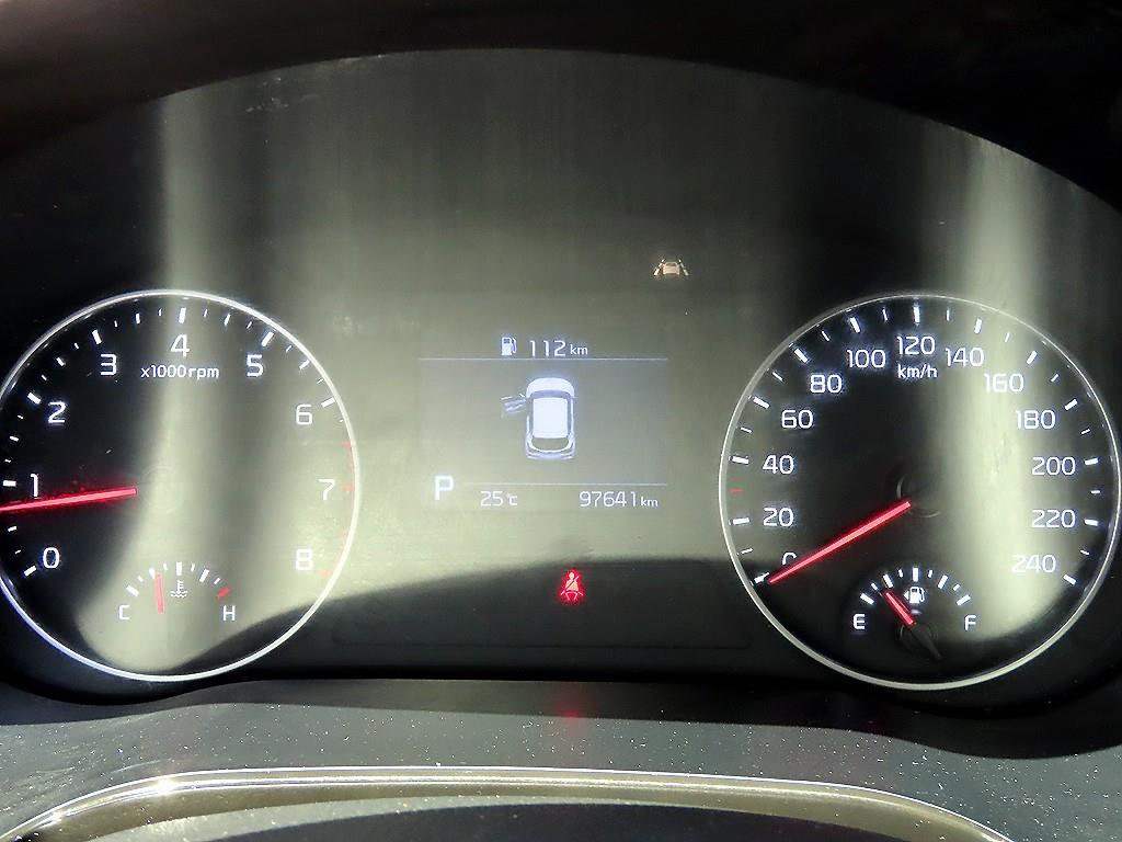KIA Seltos - Vista 9