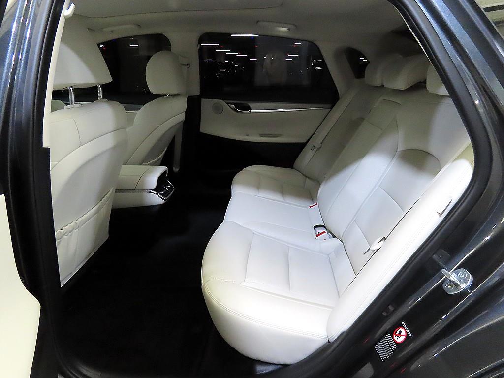 HYUNDAI Grandeur - Vista 7