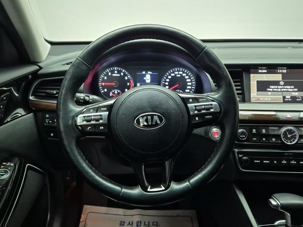 KIA K7 - Vista 8