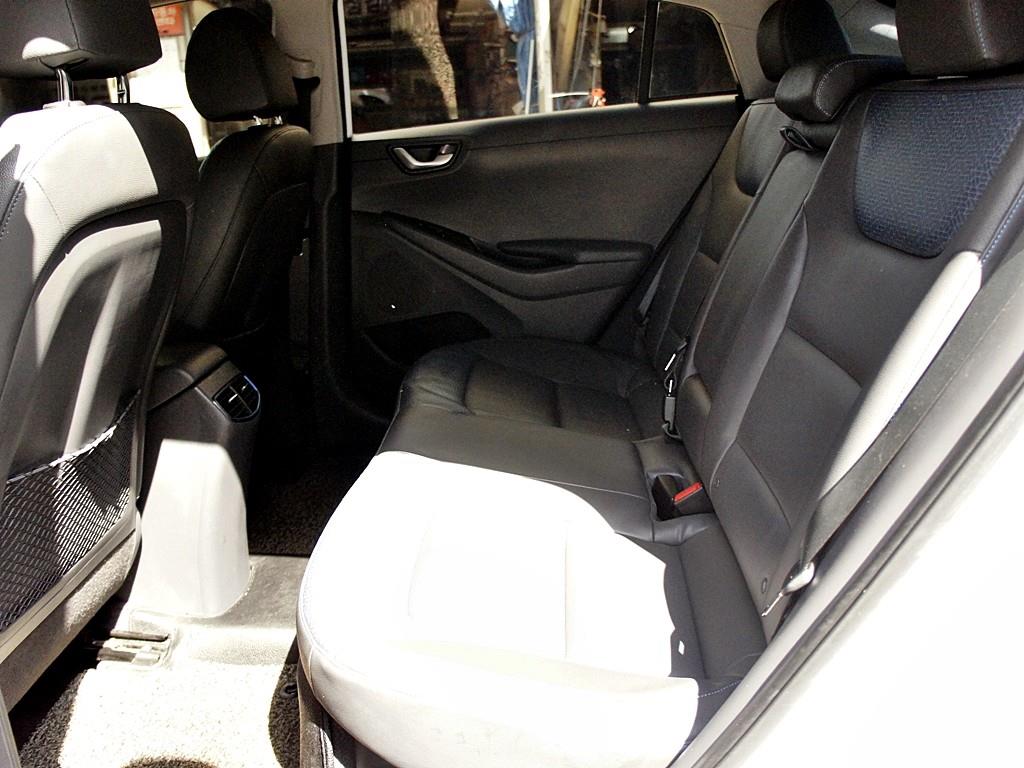HYUNDAI Ioniq - Vista 11
