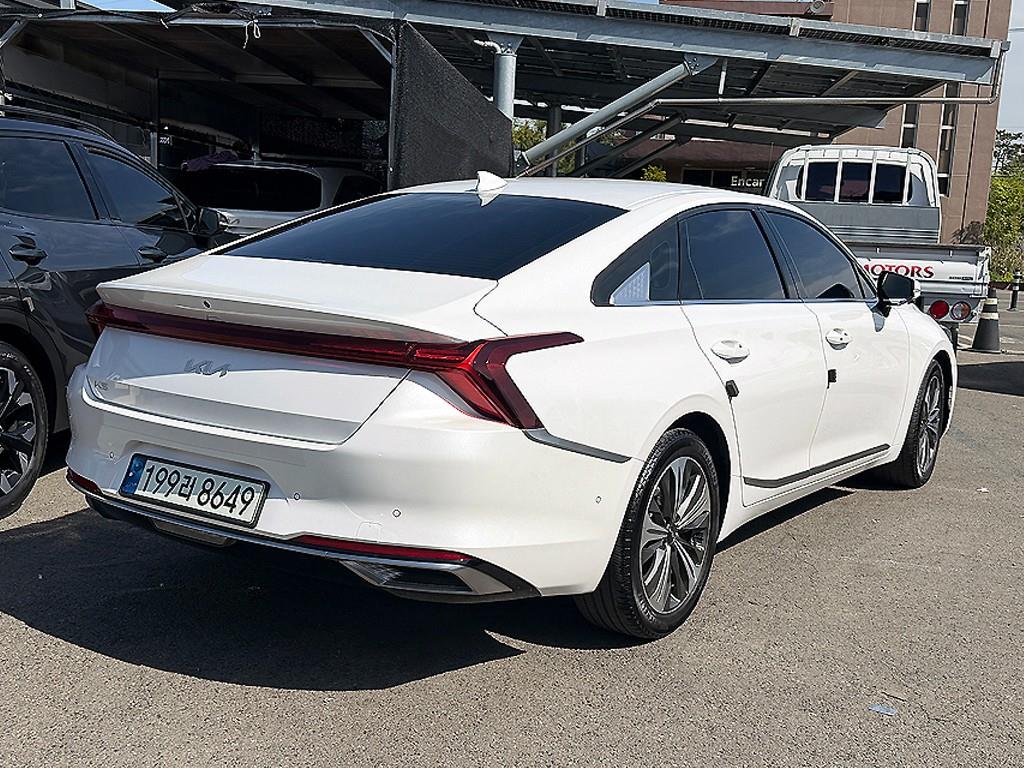 KIA K8 - Vista 4