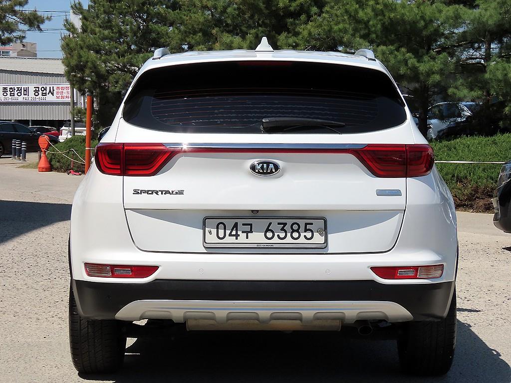 KIA Sportage - Vista 4