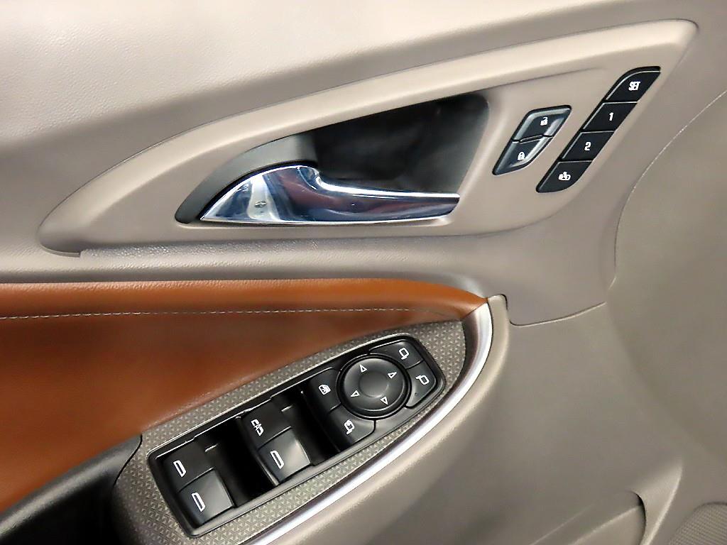 Chevrolet Malibu 2017 Blanco - Importación desde Corea - HF Imports Iquique - Foto 18
