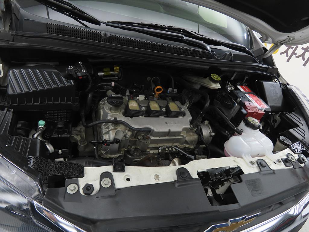 Chevrolet Spark 2020 Blanco - Importación desde Corea - HF Imports Iquique - Foto 19